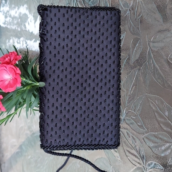 Handmade beaded purse black with sparkle beads Design Crossbody Magnet closure - Picture 4 of 12